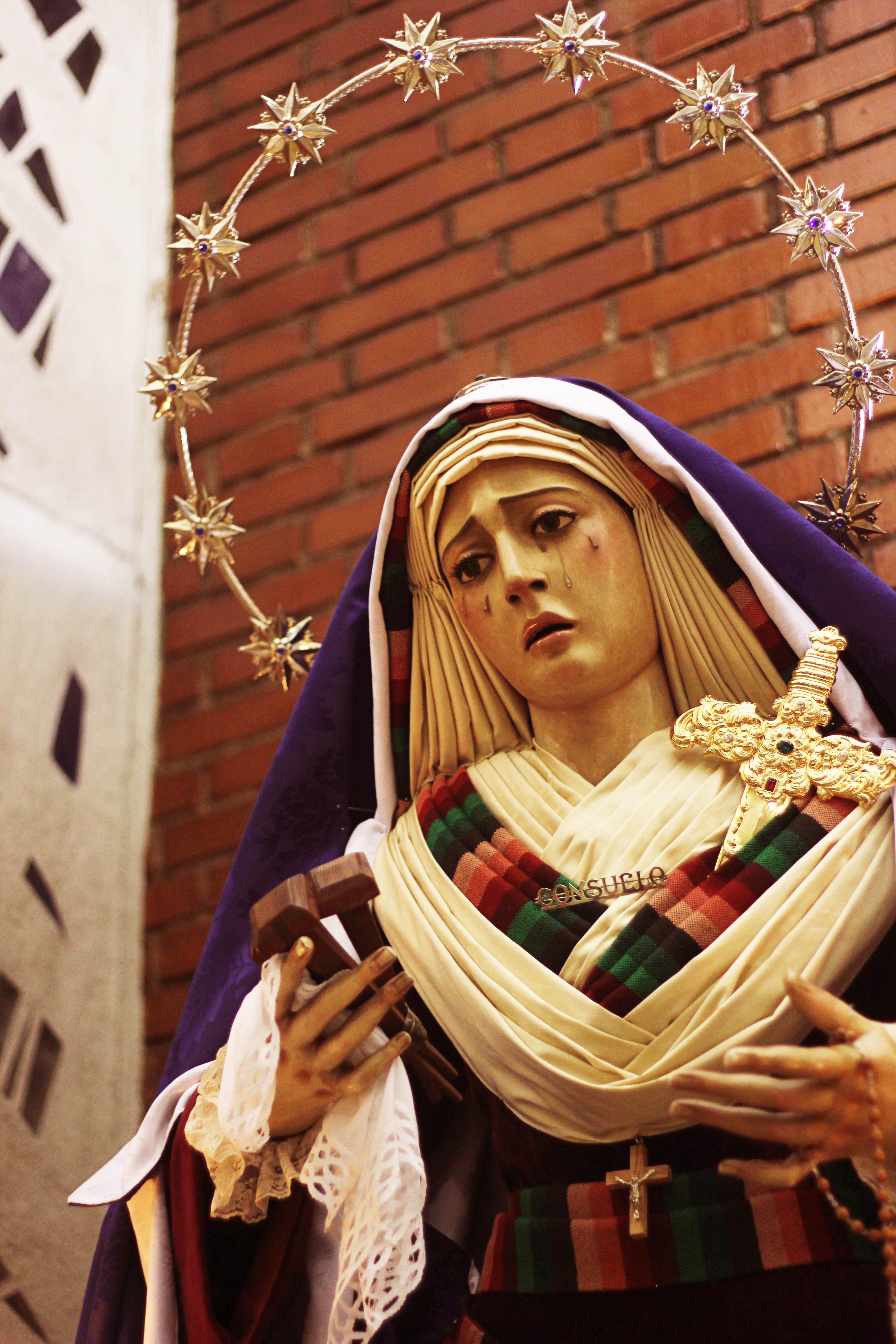 Maria se viste de Hebrea